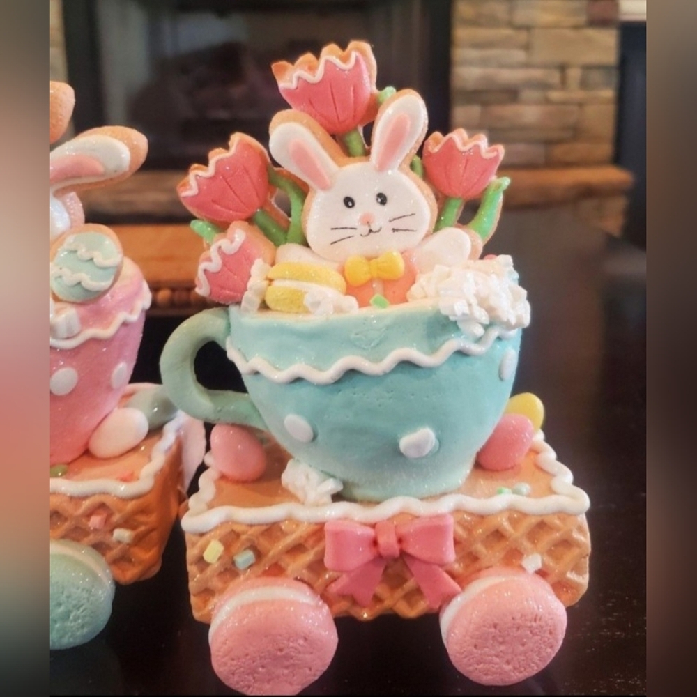 Pastel Easter Gingerbread Train-NWT - Picture 3 of 8